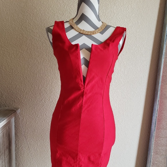 agaci red dress